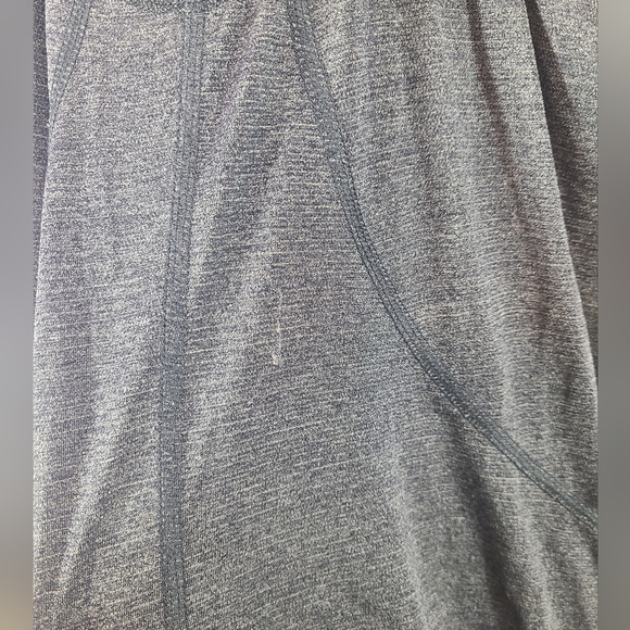 Lululemon run for your life tank top Size 4 - Picture 4 of 5
